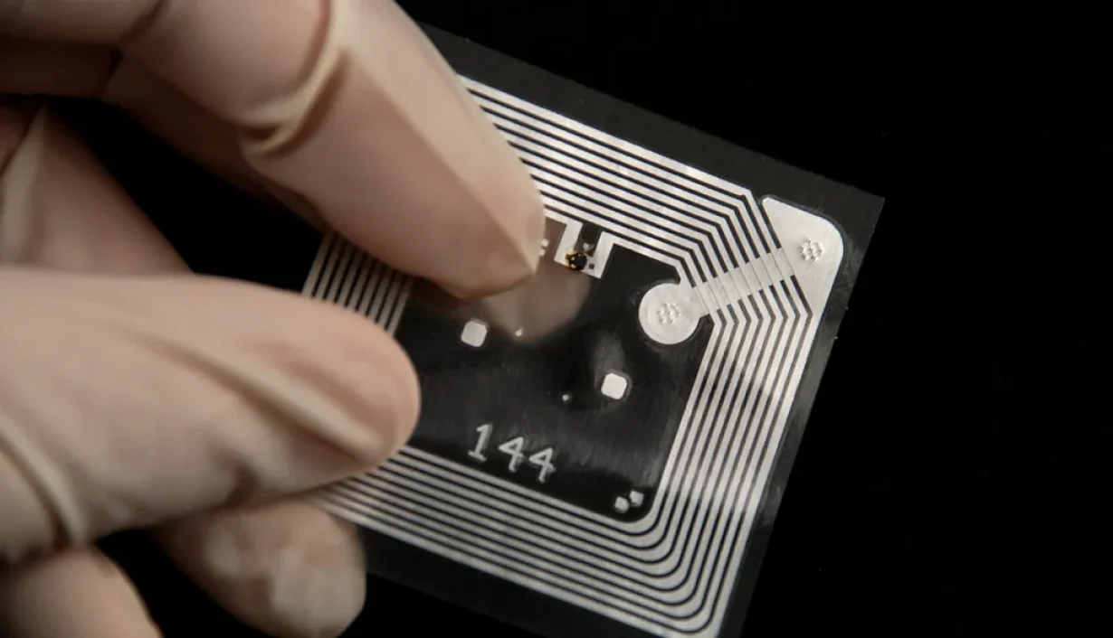 Explorando las antenas RFID: Componentes clave y su función en los sistemas RFID